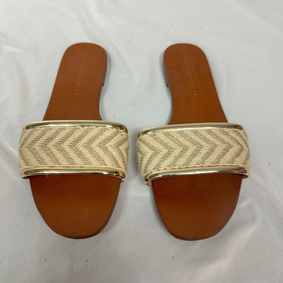 Zara Flat Natural Sandals in Size 38 - Picture 2 of 5